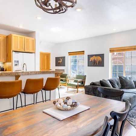 Bright 3Bd Kings Beach Townhome エクステリア 写真