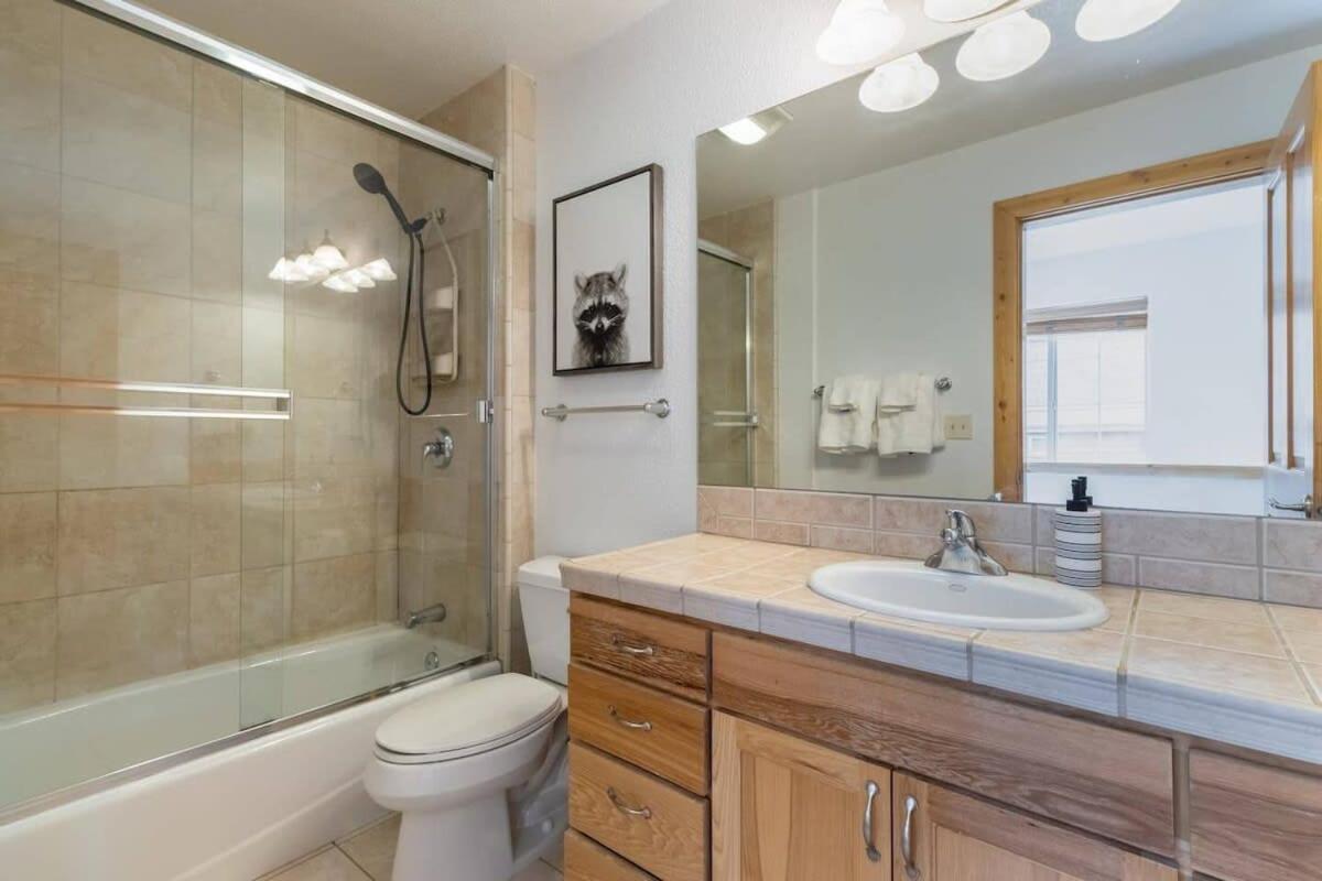 Bright 3Bd Kings Beach Townhome エクステリア 写真